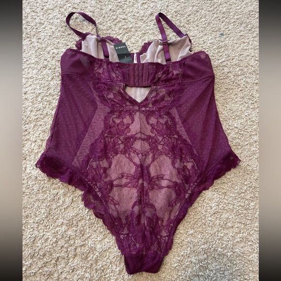 Torrid Sexy Purple Dot Lace Unlined Underwire Bodysuit Plus Size 1X NWT! - Picture 2 of 3